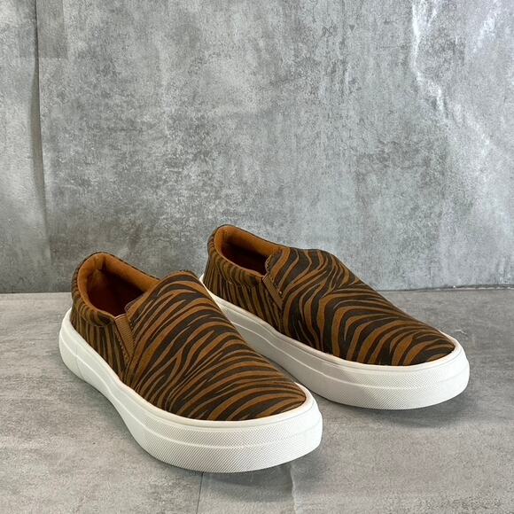 COCONUTS By MATISSE Women's Brown Tiger Stripe Molly Slip-On Shoes SZ 7 - Picture 4 of 10